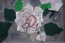 Fleur appliquée