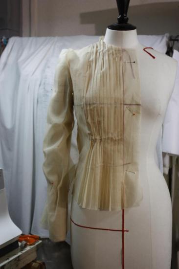 prototype blouse plissée